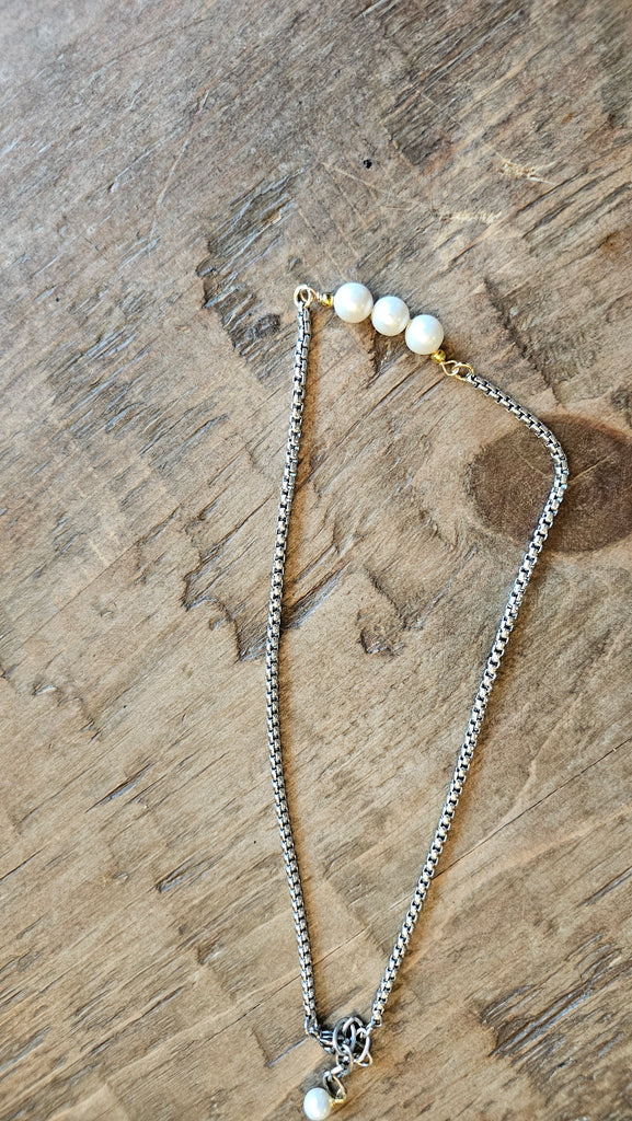 Silver Linked Pearl Necklace