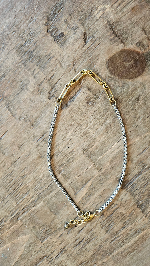 Linked Necklace