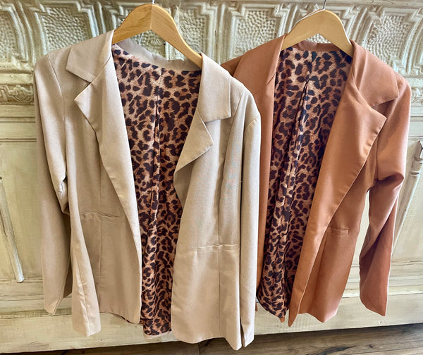 Linen Blazer with leopard lining