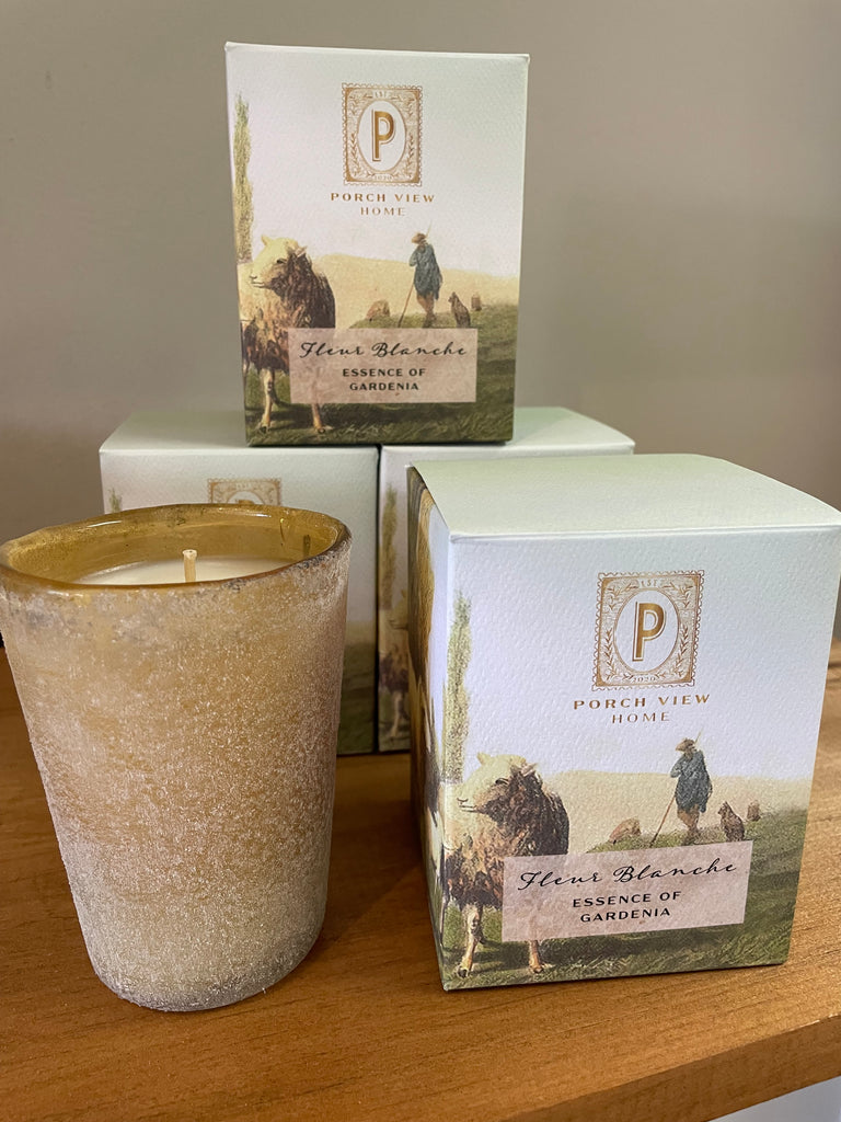 Fleur Blanche Candle - essence of gardenia